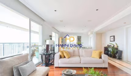 Apartamento com Varanda Gourmet e Churrasqueira. Villa Clementino