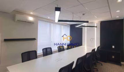 Excelente localização 350m² do Metro Faria Lima e 750 do Metro Pinheiros, facil acesso as principais vias.