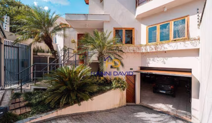 Casa com Piscina e Churrasqueira. Planalto Paulista
