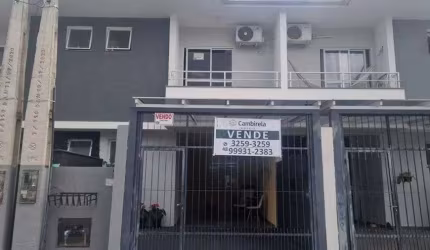Imóvel para venda possui 87 metros quadrados com 2 quartos em Nova Palhoça - Palhoça - SC