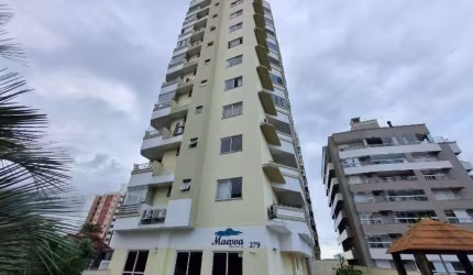 Apartamento Semimobiliado de 3 Dormitórios com Vista Livre para o Mar