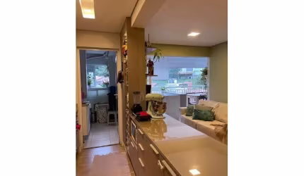 Apartamento à venda, com uma aconchegante varanda gourmet, móveis planejados de excelente qualidade em um condomínio repleto de lazer e estrutura