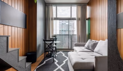 Apartamento Exclusivo à Venda,  Mobiliado e Equipado, pronto para locação Short Stay. Com amplo lazer e segurança.