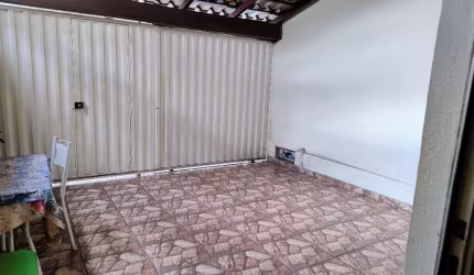 Casa Geminada no diamante/Barreiro.