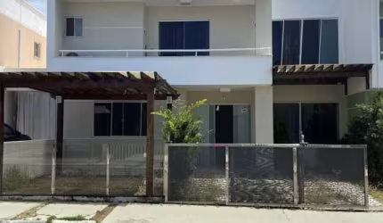 Casa a venda 4 suites Buraquinho