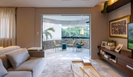 Apartamento com 196.83 m², 4 quartos sendo 2 suítes à venda no Ecoville!