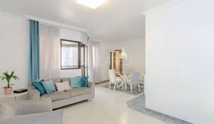 Apartamento com 70.42 m², 2 quartos sendo 1 suíte à venda no bairro Batel.