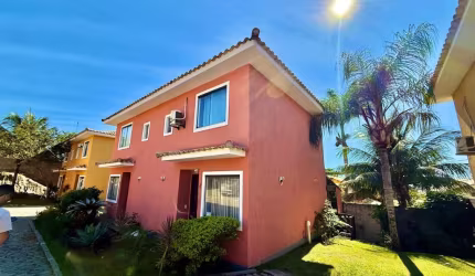 OPORTUNIDADE! CASA EM CONDOMÍNIO A 100m DA PRAIA RASA! 