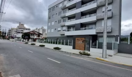 Apartamento na Trindade – Muito perto do Hospital Universitário e da UFSC - Conforto e Conveniência em uma Localização Privilegiada!