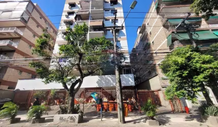 Cobertura com 115m² e com 3 quartos na Praça Seca, RJ -