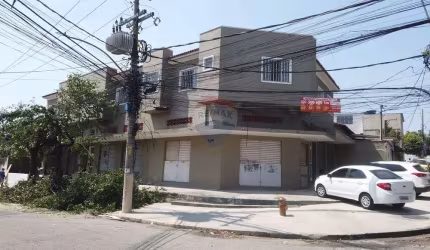 4 lindos apartamentos e 4 lojas localizados próximos a estação ferroviária de Bento Ribeiro