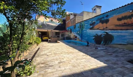 Casa á venda com 2 quartos com 386m²  em Realengo - Rio de Janeiro