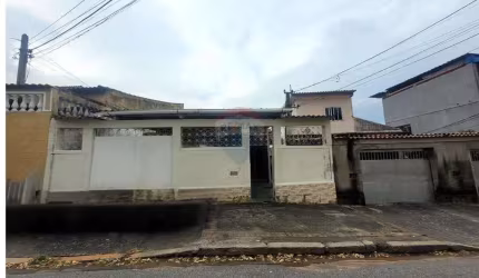 Casa á venda com 2 quartos  com 140² em Honório  Gurgel - Rio de Janeiro