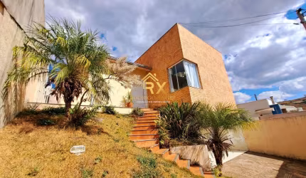Casa em Village São Luiz, Poços de Caldas/MG
