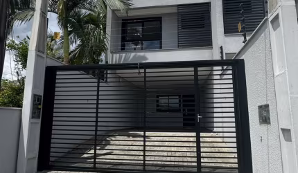 SOBRADO 3 QUARTOS NO BOA VISTA
