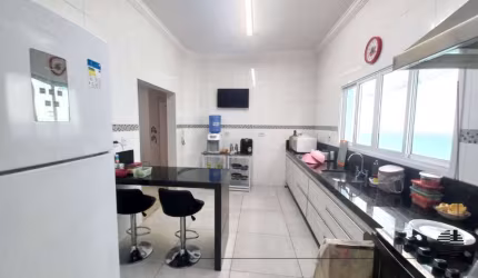 Sobrado à venda no Bairro Jardim Paraiso em Itu.