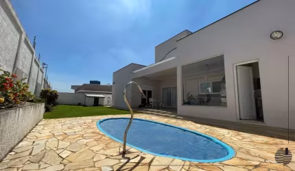 Casa à venda Condomínio Palmeiras Imperiais em Salto.