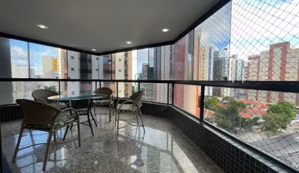 Apartamento de alto padrão no coração de Tambaú com 170m²