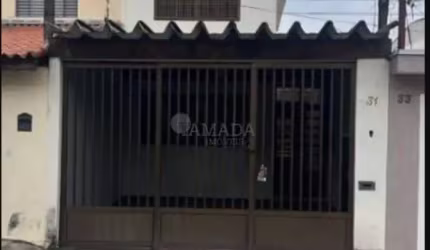 Sobrado com 02 dormitórios e 02 vagas de garagem à venda, 100 m² por R$ 550.000,00