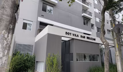 Apartamento de 02 dormitórios com varanda e vaga de carro, 42 m².