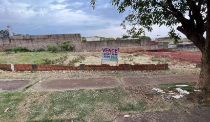 Excelente terreno no Jardim Pinheiros em Maringá, próximo a Av. Guaiapó