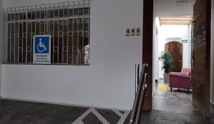 SOBRADO COMERCIAL 4 ESCRITÓRIOS 3 WC 1 VAGA