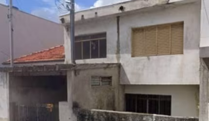 TERRENO COM 2 CASAS