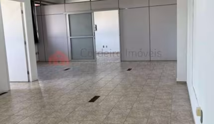 Sala para locação em Serra Negra