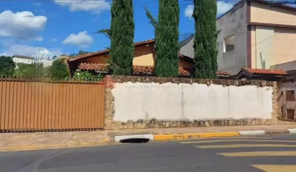 Casa para Venda em Serra Negra, Jardim Gustavo, 3 dormitórios, 2 banheiros