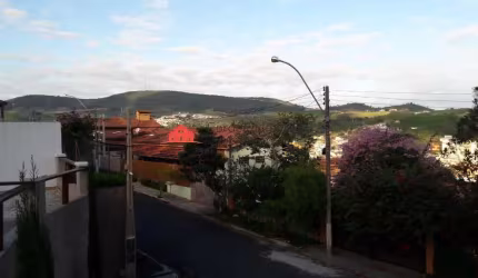 Casa para Venda em Serra Negra, Santa Maria, 3 dormitórios, 1 suíte, 3 banheiros, 2 vagas