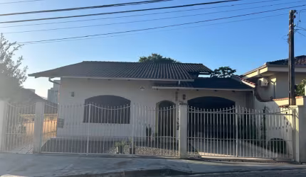Casa à venda no Floresta