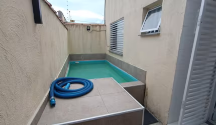 Casa com dois quartos e uma suite no Cibratel 2
