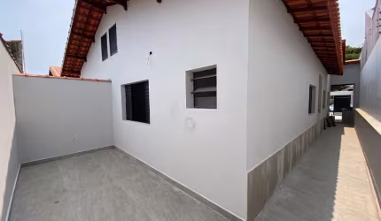 Casa no bairro Bopiranga em Itanhaém