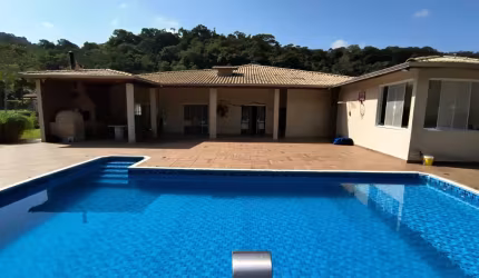 CHÁCARA COM PISCINA A VENDA NA PRAIA EM PERUIBE/SP