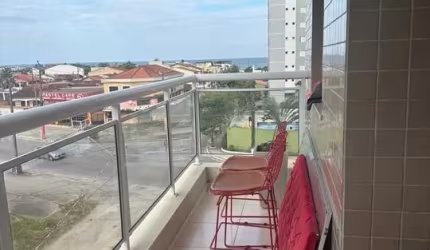 Apartamento com 2 quartos à 300 metros do mar em Itanhaém