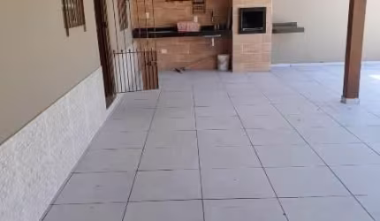 Casa com 1 quarto e churrasqueira em Mongaguá