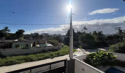 Linda casa a venda em São Lorenço a 300 mt da praia