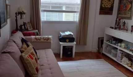 Apartamento com 2 dormitórios à venda, 60 m² por R$ 750.000,00 - Copacabana - Rio de Janeiro/RJ