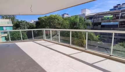 Apartamento com 3 quartos no Recreio