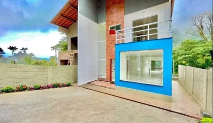 Casa com 4 dormitórios à venda, 198 m² por R$ 850.000,00 - Granja Guarani - Teresópolis/RJ
