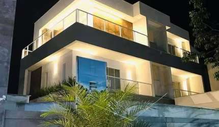 Casa Triplex em Vargem Pequena