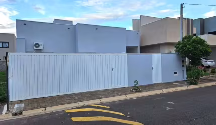 Casa com 3 quartos sendo 1 suíte no Condomínio Recanto das Palmeiras em Três Lagoas - MS | Praticidade e funcionalidade