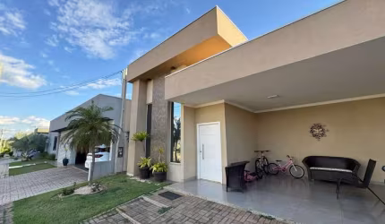 Casa com 3 quartos sendo 1 suíte - Condomínio Costa Leste - Três Lagoas / MS