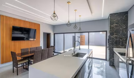 Casa com 3 quartos sendo 1 suíte à venda no Condomínio Costa Leste em Três Lagoas - MS | Versatilidade e Sofisticação