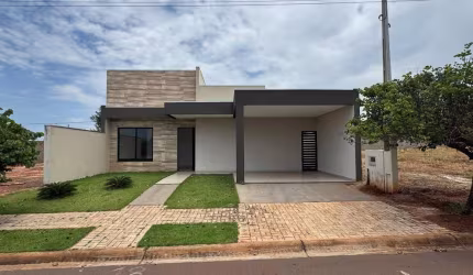 Casa com 3 quartos sendo 1 suíte à venda no Condomínio Costa Leste em Três Lagoas - MS | Conforto e versatilidade