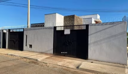 Casas com 3 dormitórios sendo 1 suíte no Jardim Paranapungá em Três Lagoas - MS