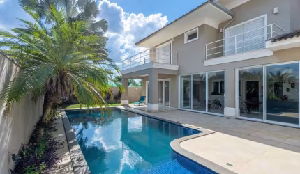 Residência de alto padrão com área gourmet, piscina e sustentabilidade no Alto dos Ipês