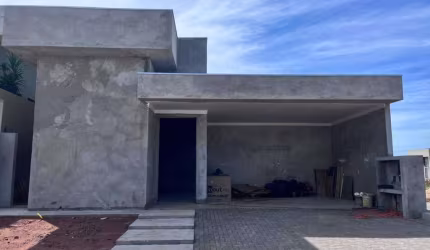 Casa em Condomínio Fechado com 3 suítes Condomínio Villa de Leon 390 m² Três Lagoas / Ms