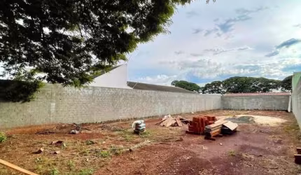 Terreno à venda no bairro Jardim Alvorada - Maringá/PR