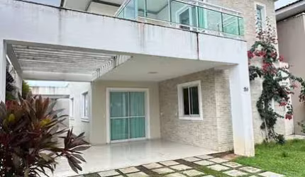Casa Duplex em Condomínio  - Projetada